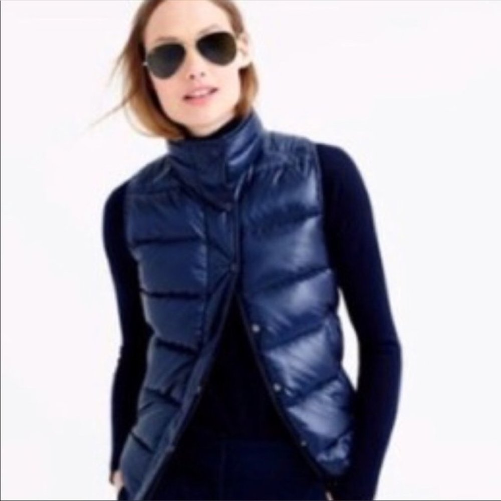 NWOT• J.CREW dark navy down puffer vest
